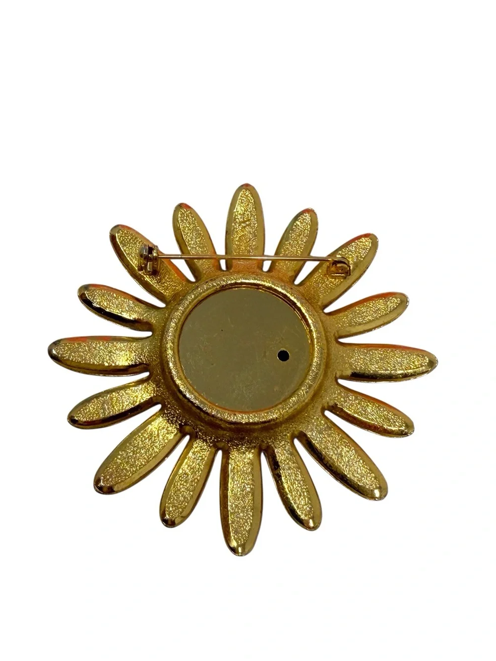 Vintage 1970s AVON daisy Perfume Locket Brooch Gold Tone & White Enamel